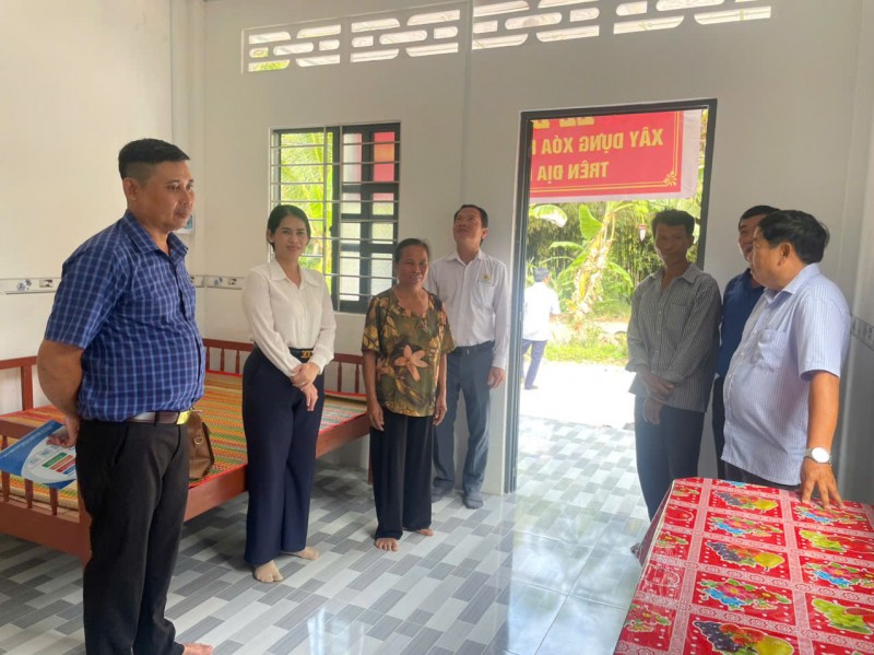Đồng bào Khmer mừng Tết cổ truyền Chol Chnam Thmay trong ngôi nhà mới