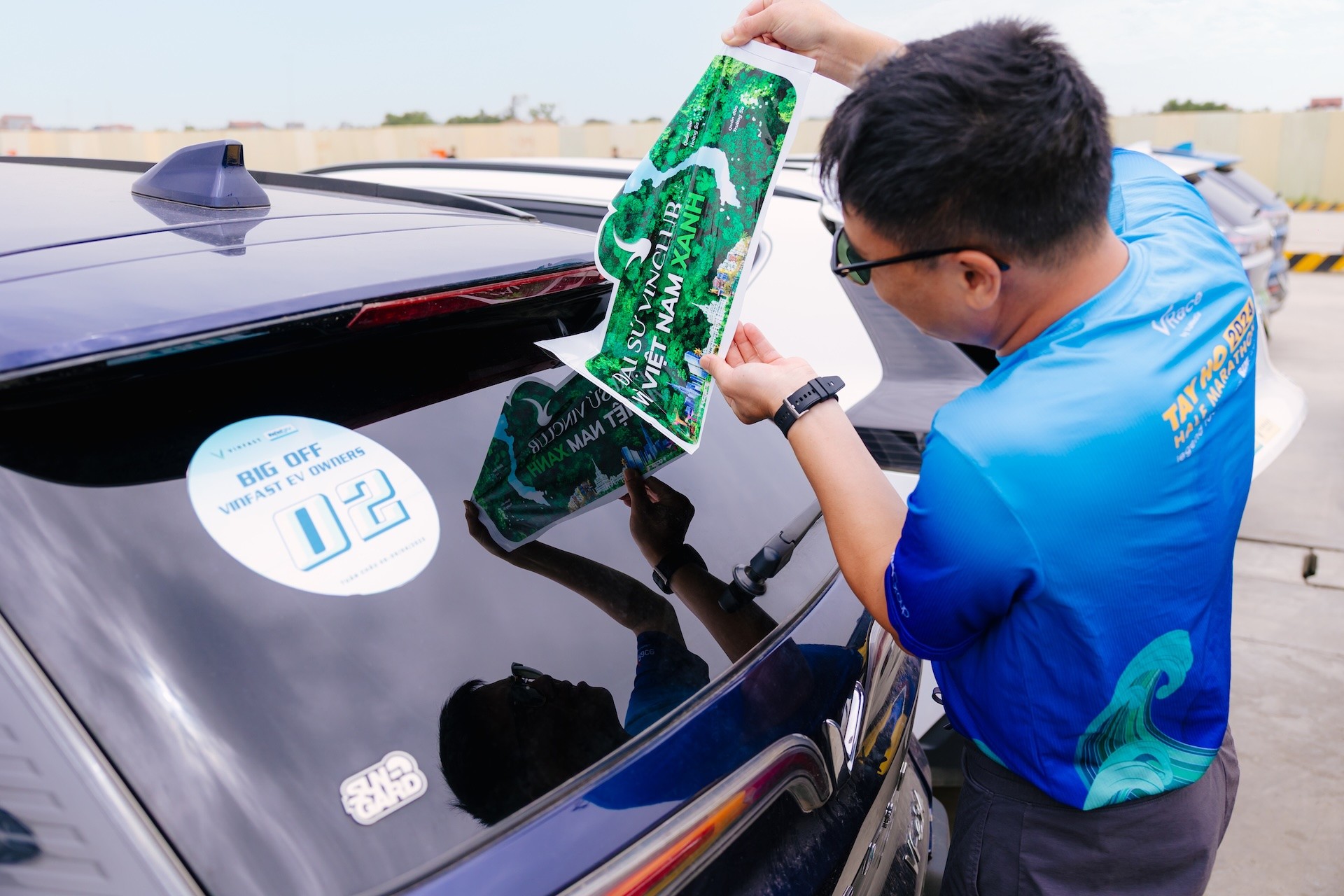 Ngày Hội Xanh 2025: Gần 400 xe điện VinFast tạo thông điệp ý nghĩa vì chuyển đổi xanh