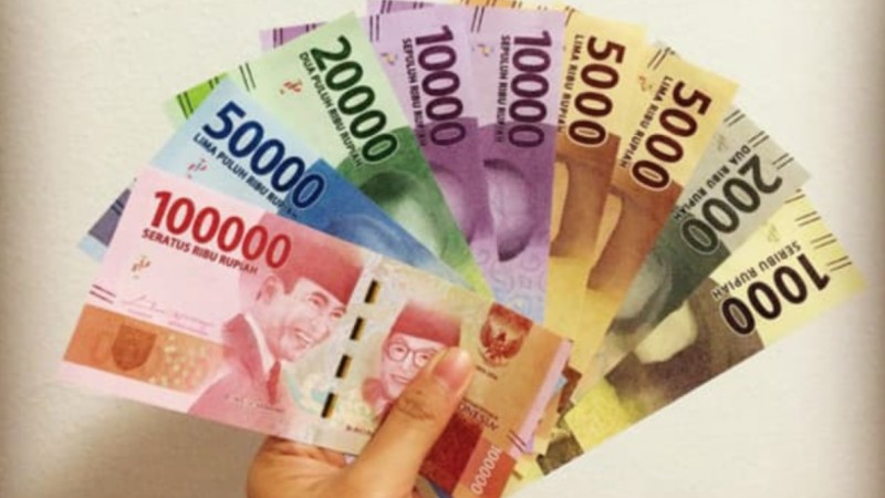 Cách đổi tiền tệ khi đi du lịch Indonesia