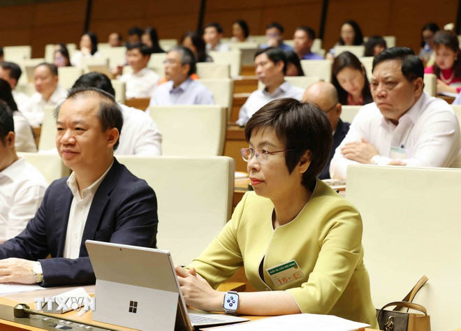 ttxvn-hoi-nghi-quan-triet-nghi-quyet-hoi-nghi-tw-11-10.jpg