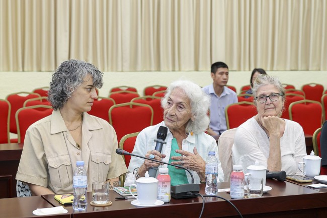 Việt Nam trong tôi là trẻ trung, hiện đại và luôn tiến về phía trước