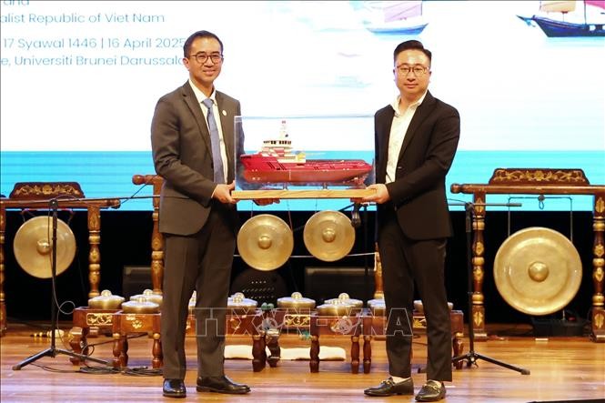 Thúc đẩy giao lưu văn hóa - giáo dục giữa Việt Nam và Brunei