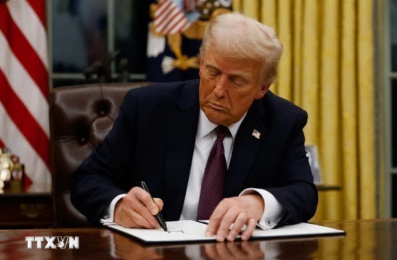 Tổng thống Trump ký sắc lệnh thúc đẩy cạnh tranh của ngành hải sản Mỹ