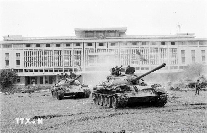 ttxvn-giai-phong-mien-nam-tong-tien-cong-chien-dich-ho-chi-minh-2.jpg