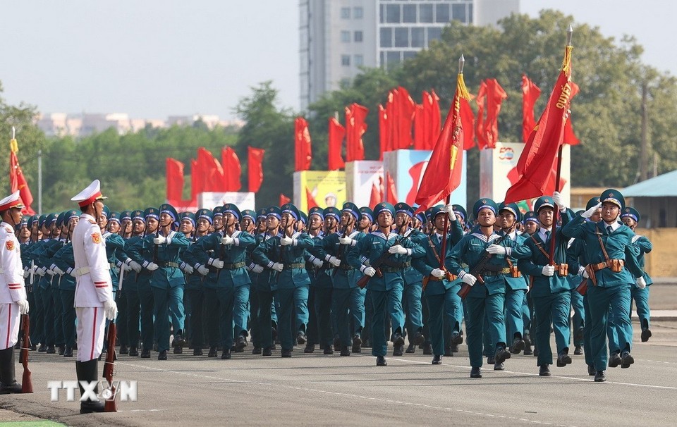 Lực lượng quân đội tham gia hợp luyện diễu binh, diễu hành tại Biên Hòa, Đồng Nai.
