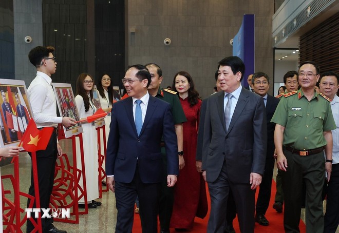 Chủ tịch nước: Vai trò kiến tạo hòa bình của ngoại giao Việt Nam được thể hiện xuyên suốt