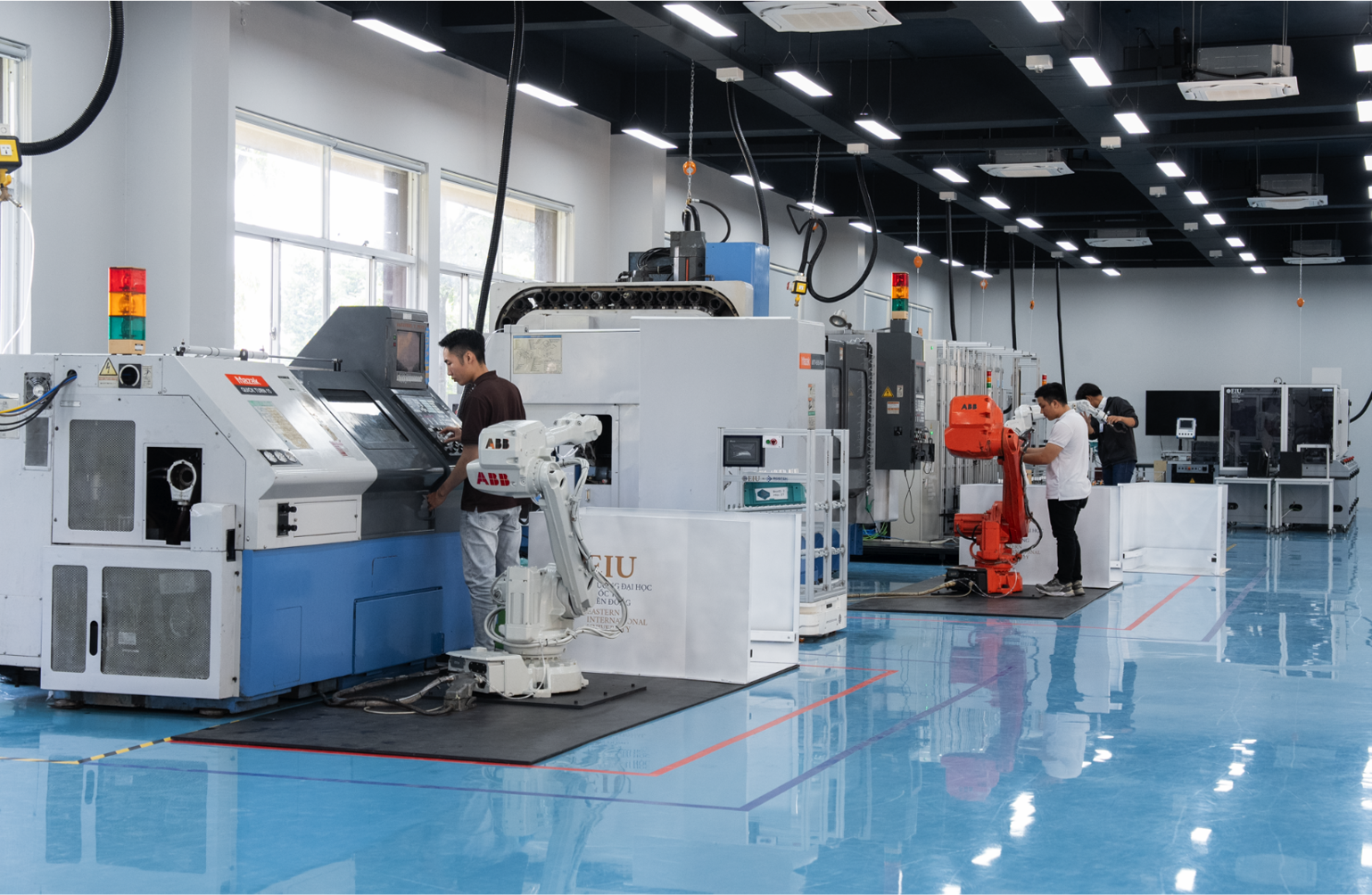 Khát vọng vươn mình từ công nghiệp thông minh