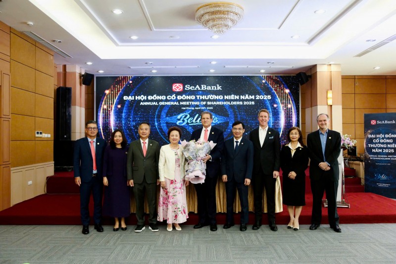 Một trong những nội dung quan trọng khác được thông qua tại ĐHĐCĐ là việc bầu bổ sung ông Matthew Sander Hosford (sinh năm 1958, quốc tịch Mỹ) làm Thành viên độc lập HĐQT nhiệm kỳ 2023 - 2028. 