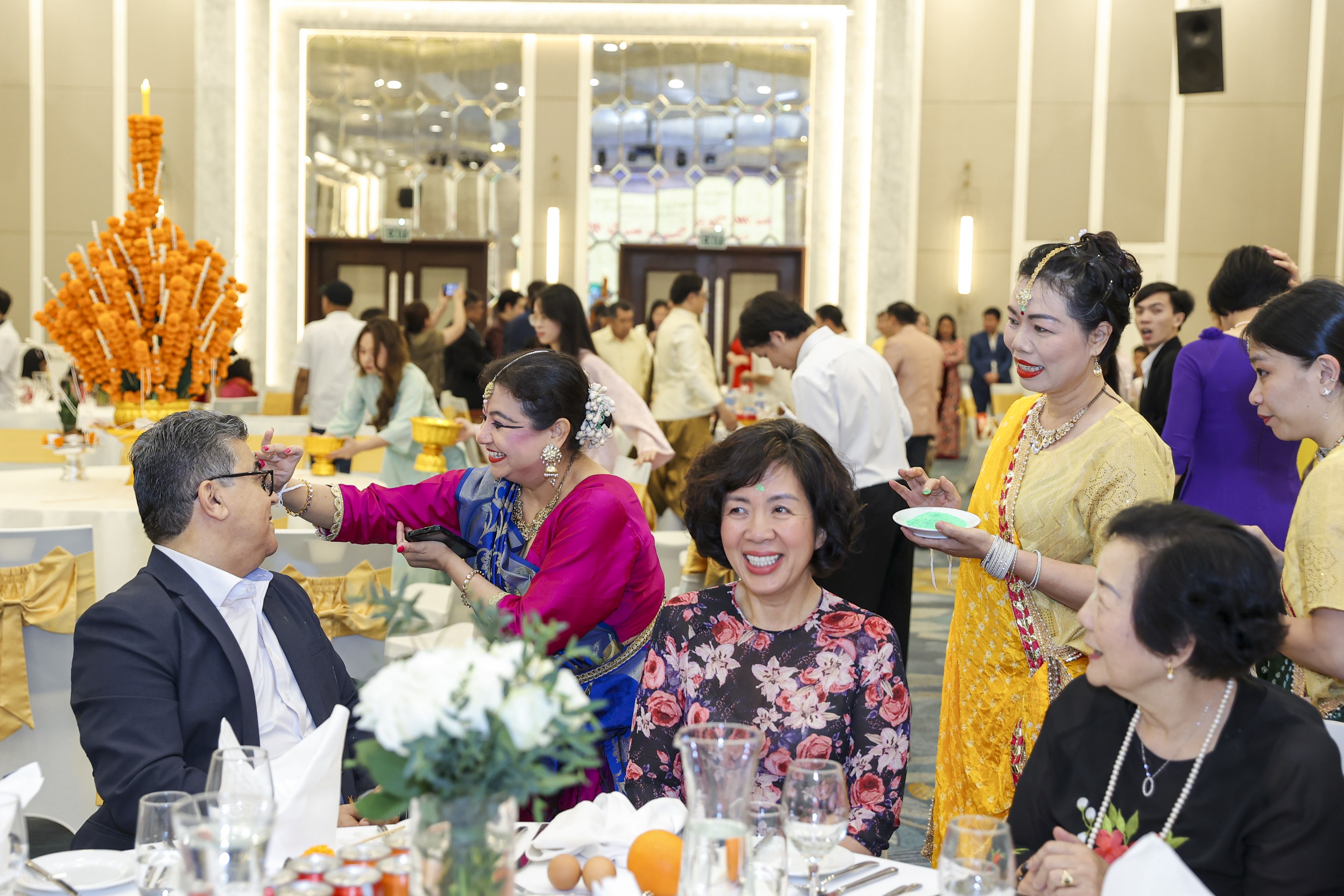 Giao lưu hữu nghị chúc mừng Tết cổ truyền một số nước châu Á 2025 tại Hà Nội