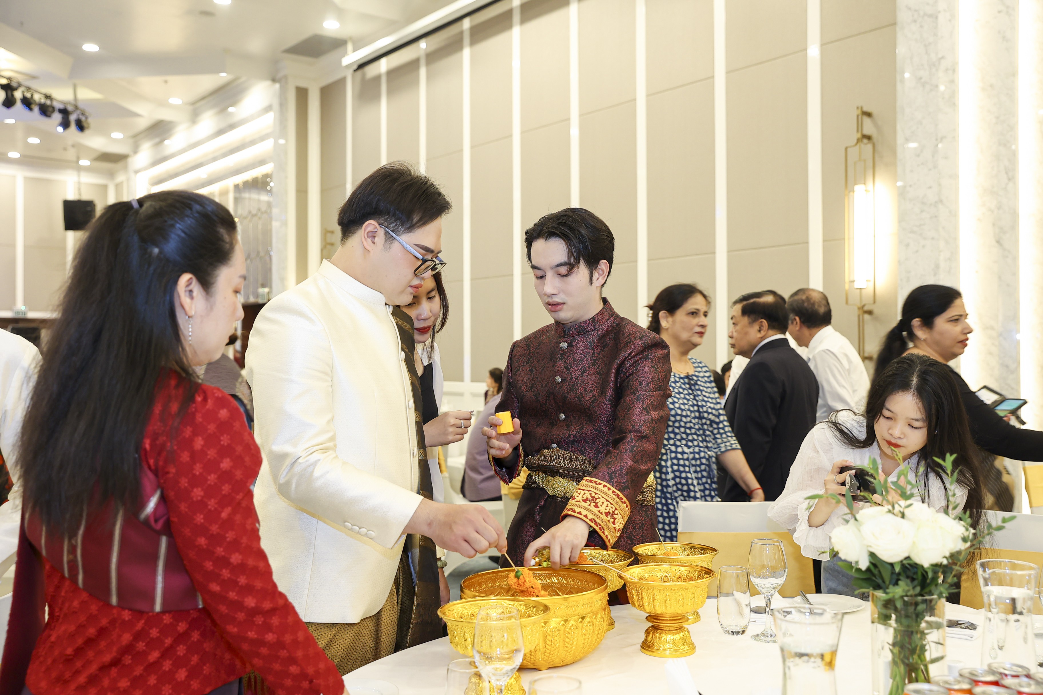 Giao lưu hữu nghị chúc mừng Tết cổ truyền một số nước châu Á 2025 tại Hà Nội