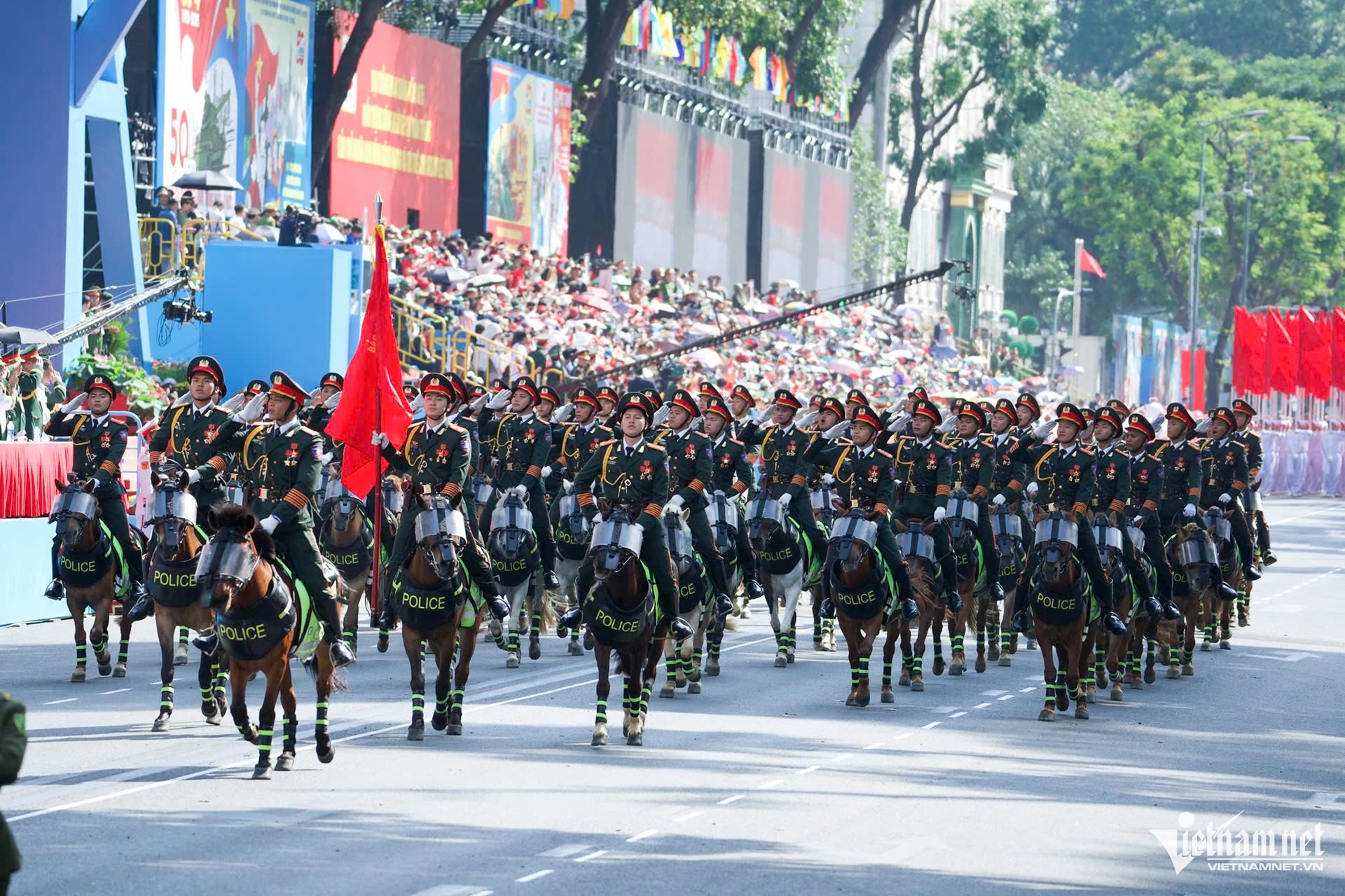 Khối kỵ binh. (Ảnh: Báo VietNamNet)