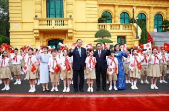 thu tuong pham minh chinh chu tri le don thu tuong nhat ban va phu nhan