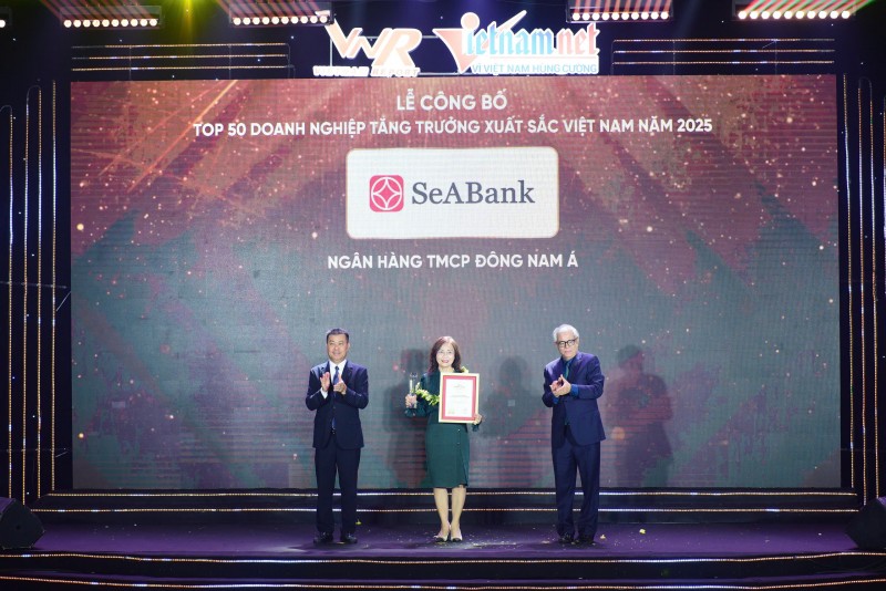SeABank tăng 173 bậc trong bảng xếp hạng FAST500