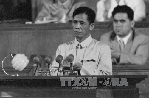Đồng chí Lê Duẩn đọc báo cáo chính trị tại Đại hội Đảng Lao động Việt Nam toàn quốc lần thứ III, được tổ chức tại Hà Nội từ ngày 5 đến ngày 10-9-1960. Tại Đại hội, đồng chí được bầu giữ chức Bí thư Thứ nhất Ban Chấp hành Trung ương Đảng (Tổng Bí thư). Ảnh: Tư liệu TTXVN.