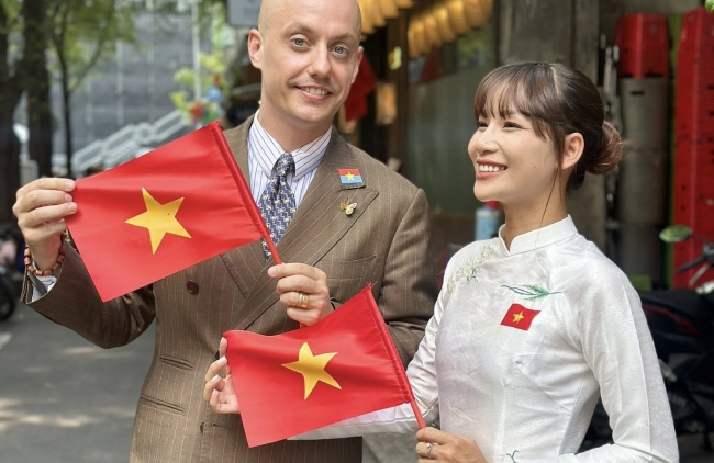 Người Việt tưởng nhớ quá khứ bằng niềm tự hào và lòng biết ơn