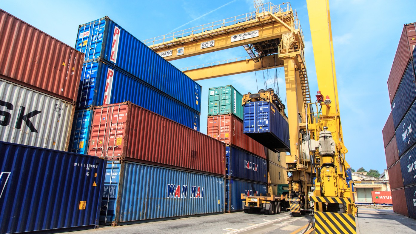 hat nhan ket noi cang bien va logistics mien trung