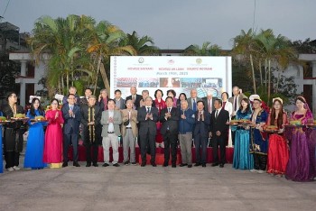 Tình cảm bền chặt giữa Việt Nam và các nước bạn bè truyền thống