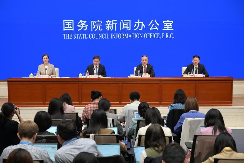 Trung Quốc ban hành gói chính sách tài chính toàn diện củng cố nội lực