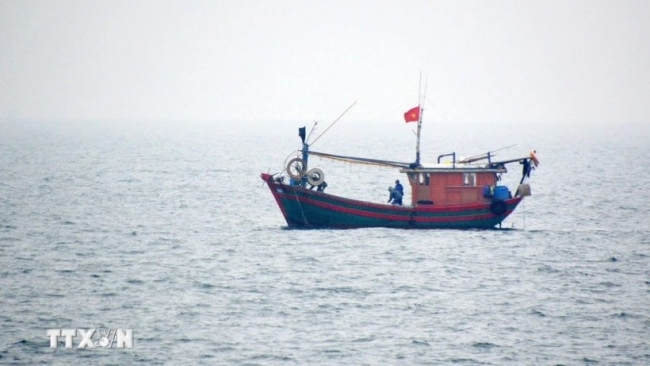 Trung Quốc đơn phương cấm đánh bắt cá trên Biển Đông là không có giá trị