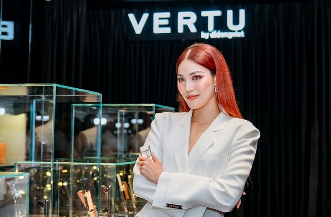 Lan Khuê xuất hiện tại Vertu Việt Nam: Sự gặp gỡ giữa phong cách và đẳng cấp