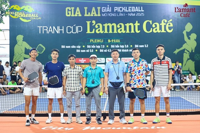Cặp đôi Việt Nam vô địch sau trận pickleball kinh điển trên sân Gia Lai