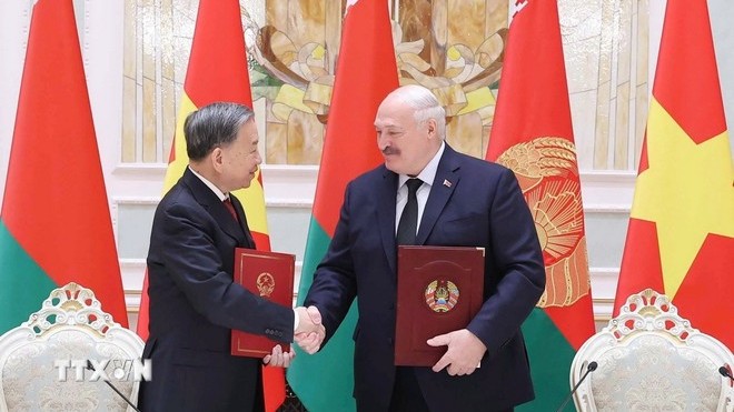 Việt Nam-Belarus chính thức thiết lập quan hệ Đối tác chiến lược