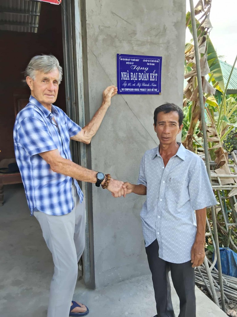 ​​​​​​​Dự án Compassion House - John Donovan hỗ trợ 10 căn nhà Đại đoàn kết tại Tiền Giang