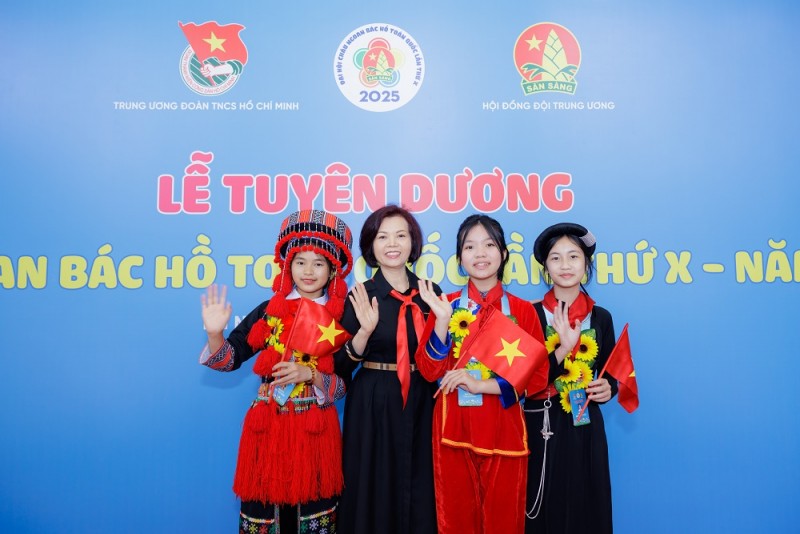 Tiếp sức thế hệ măng non: Vinamilk đồng hành Đại hội Cháu ngoan Bác Hồ