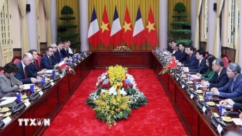 viet nam phap trao nhieu thoa thuan hop tac trong chuyen tham cua tong thong macron
