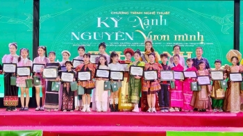 phat dong ky nguyen xanh ho tro doanh nghiep huong toi tang truong ben vung