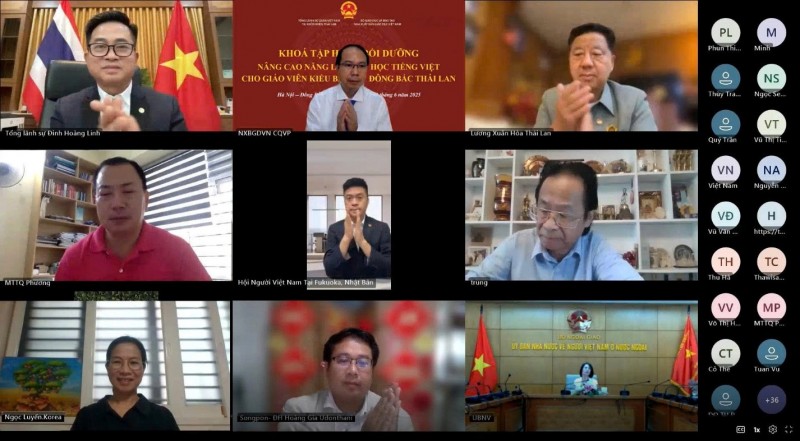 Nâng cao năng lực dạy học tiếng Việt cho giáo viên kiều bào tại Đông Bắc Thái Lan