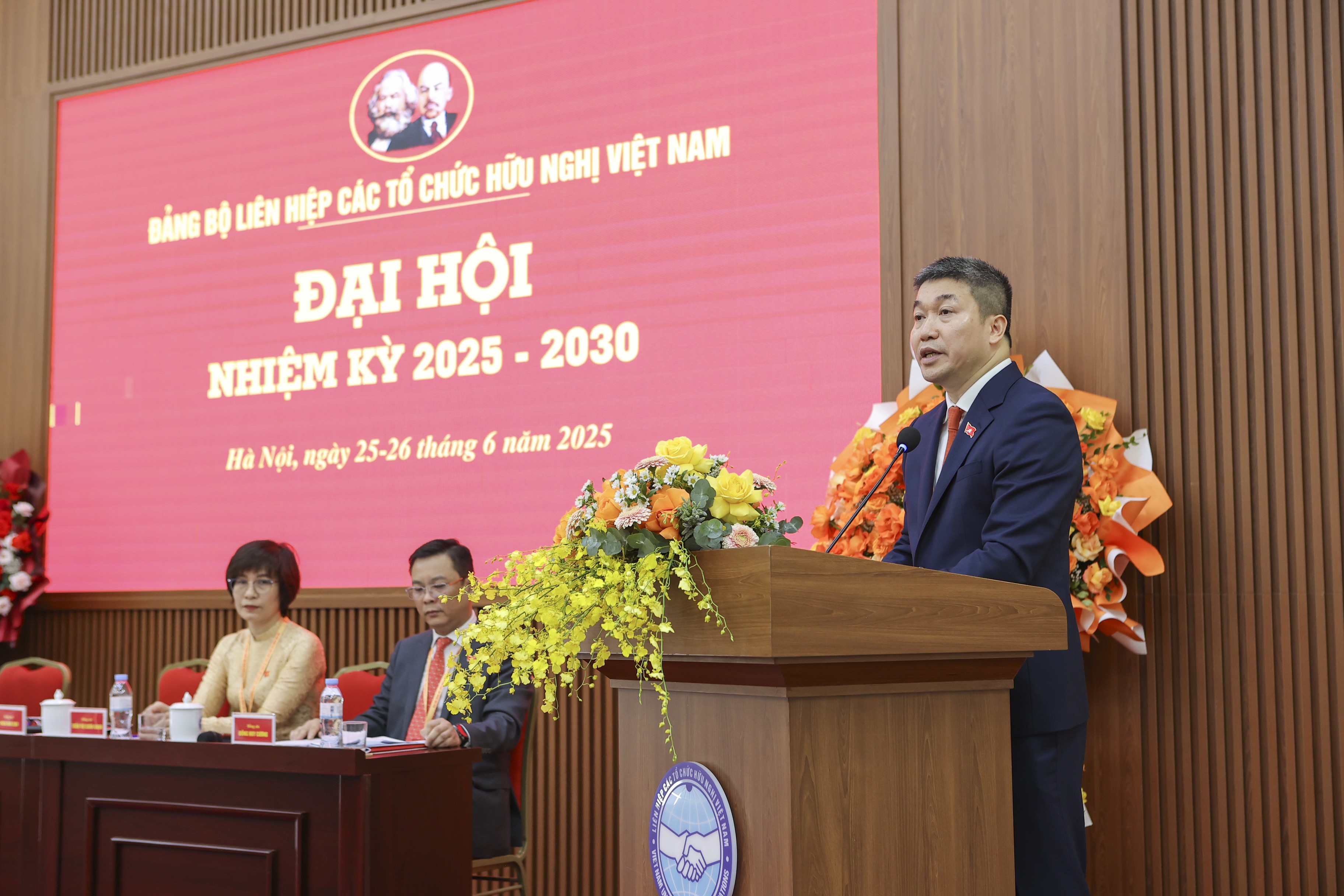 Đổi mới, chuyên nghiệp, kiến tạo nền ngoại giao nhân dân bản lĩnh, hiện đại, hiệu quả