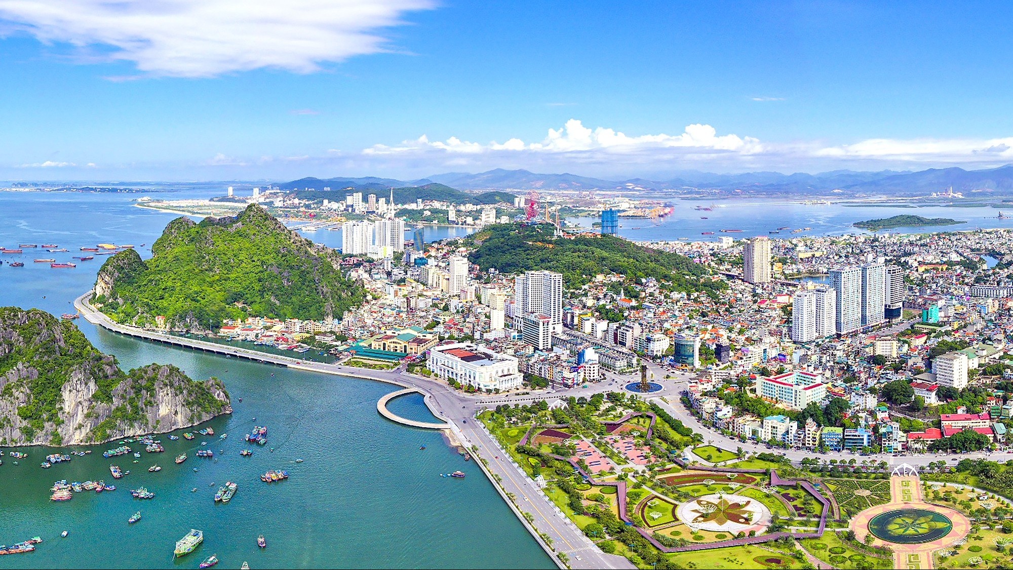 Quảng Ninh: Triển khai đồng thời nhiều giải pháp tạo lực đẩy tăng trưởng kinh tế