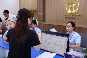 Tiếp tục hoàn thiện tổ chức bộ máy và chuẩn bị Đại hội đảng bộ các cấp