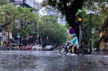thoi tiet hom nay 148 bac bo co mua rao va giong rai rac cuc bo co noi mua to