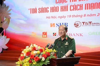 Vinh danh 36 tác phẩm tại Cuộc thi Tỏa sáng hào khí Cách mạng Tháng Tám