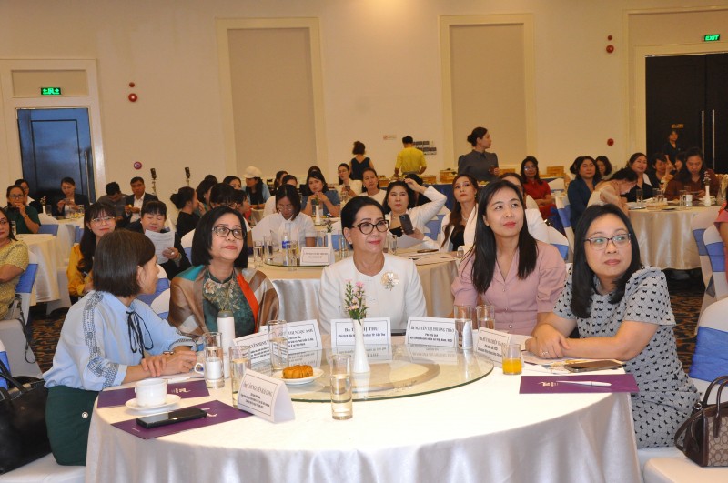 Lan tỏa mạnh mẽ tinh thần chuyển đổi số trong cộng đồng doanh nghiệp nữ