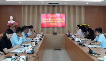 Ủy ban công tác về các tổ chức phi chính phủ nước ngoài làm việc với tỉnh Cao Bằng