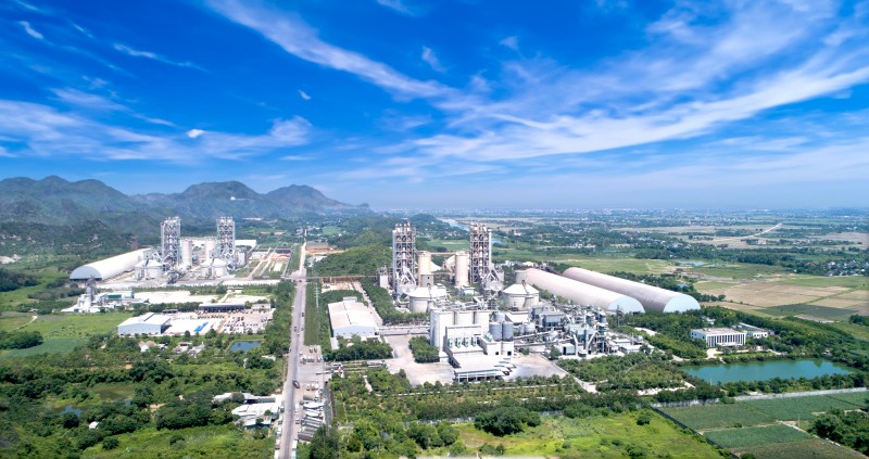 Toàn cảnh nhà máy Xi măng Long Sơn tại Phường Bỉm Sơn tỉnh Thanh Hóa