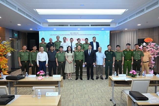 Tạp chí Nhân quyền cần có một diện mạo mới và trưởng thành hơn trong kỷ nguyên mới