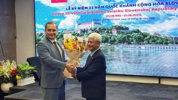 tphcm ky niem 33 nam quoc khanh slovakia huong toi thuc day hop tac song phuong