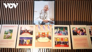 Triển lãm “Hồ Chí Minh – Biểu tượng thời đại: Cầu nối hữu nghị Việt Nam – Thái Lan”.