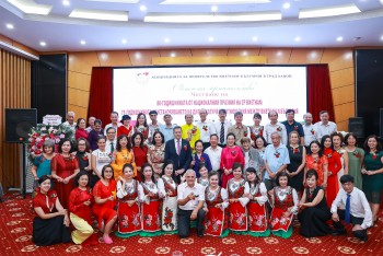 Truyền cảm hứng cho thế hệ trẻ tiếp nối, phát huy truyền thống tốt đẹp Việt Nam-Bulgaria