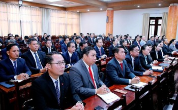 Việt Nam khai giảng lớp bồi dưỡng cán bộ, giảng viên trường chính trị Lào