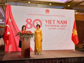 tho nhi ky mong muon tang cuong quan he voi viet nam