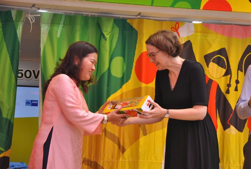 Sức hút của giáo dục Đức qua “Chuyến xe hướng nghiệp” tại Cần Thơ