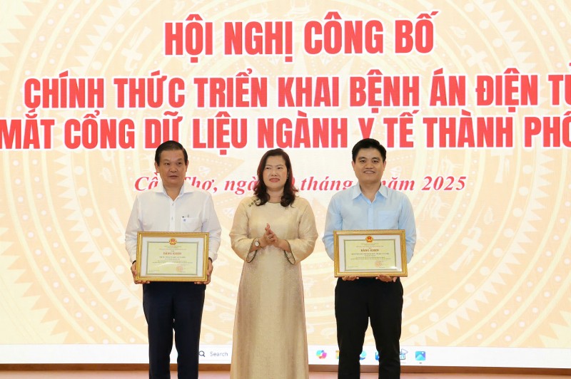 Cần Thơ chính thức triển khai Bệnh án điện tử, hướng tới “bệnh viện thông minh” Cần Thơ chính thức triển khai Bệnh án điện tử, hướng tới “bệnh viện thông minh”