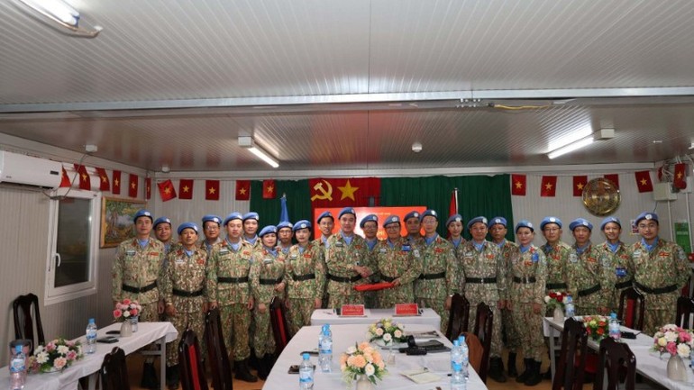 Đội Công binh số 4 và Bệnh viện dã chiến cấp 2 số 7 bắt đầu nhiệm vụ tại các Phái bộ Liên hợp quốc Đội Công binh số 4 và Bệnh viện dã chiến cấp 2 số 7 bắt đầu nhiệm vụ tại các Phái bộ Liên hợp quốc