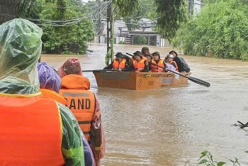 Thời tiết hôm nay (08/10): Lũ trên sông Cầu, sông Thương tiếp tục lên