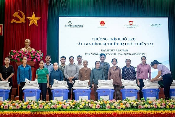 Samaritan’s Purse trao hơn 3.000 suất quà cho người dân Lạng Sơn, Hà Tĩnh, Tuyên Quang